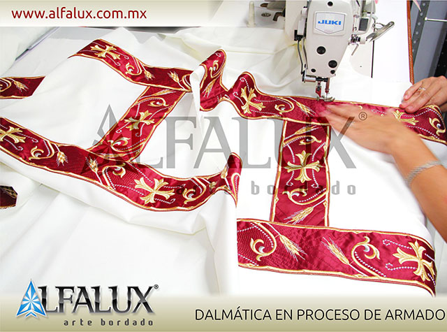 DalmaticaArmado